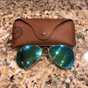 Mirrored polarized green flash rayban aviator